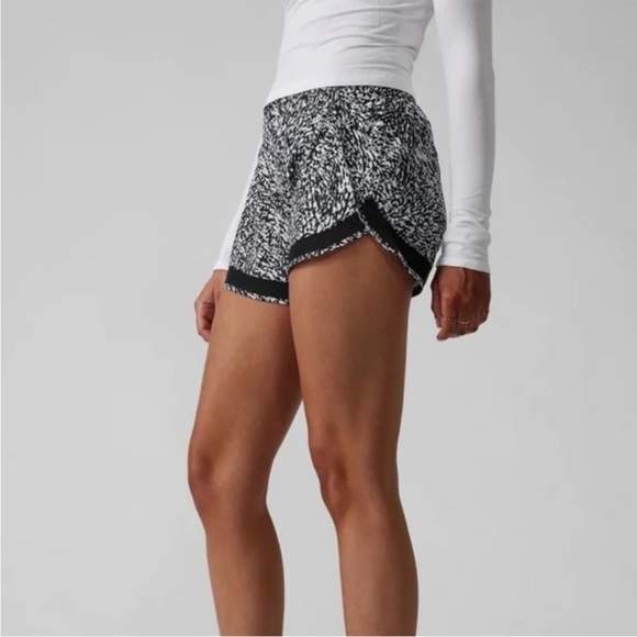 Athleta Printed Mesh Racer Run Short 4” - Picture 6 of 9